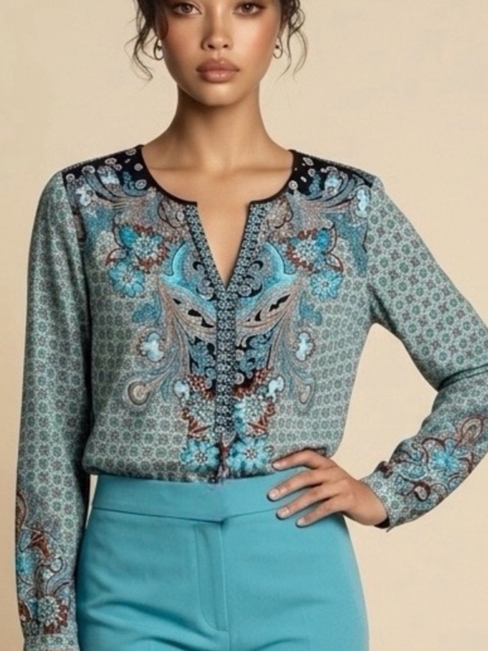CARMEN Paisley Geo Contrast Top Size Medium